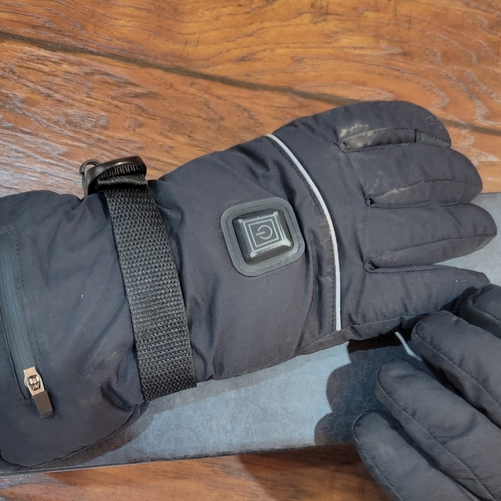 Heated Gloves - image 3